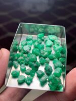 52.70 ct Swat Emerald Rough Lot – Natural with Balanced Proportions - Image 6