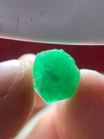 4.21ct Swat Emerald Crystal: Small, Structured, and Striking - Image 5