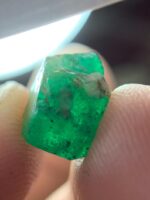 A 4.84ct Swat Emerald Crystal: Natural Beauty from Pakistan’s Legendary Valley - Image 11