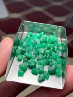 53.80 ct Emerald Rough Lot Swat – Compact Crystals with Natural Charm - Image 13