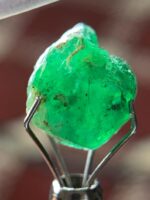 A 4.84ct Swat Emerald Crystal: Natural Beauty from Pakistan’s Legendary Valley - Image 3