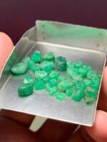 31.25ct Swat Emerald Rough Lot: Raw Beauty from the Heart of Pakistan - Image 3