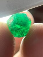 A 4.84ct Swat Emerald Crystal: Natural Beauty from Pakistan’s Legendary Valley - Image 5