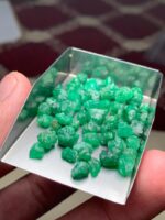53.80 ct Emerald Rough Lot Swat – Compact Crystals with Natural Charm - Image 5