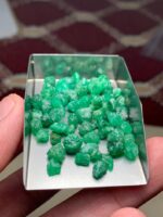 53.80 ct Emerald Rough Lot Swat – Compact Crystals with Natural Charm - Image 6