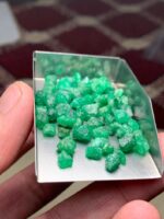 53.80 ct Emerald Rough Lot Swat – Compact Crystals with Natural Charm - Image 7