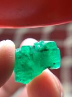 12.21 ct Swat Emerald Crystal – A Majestic Gem from Nature - Image 2