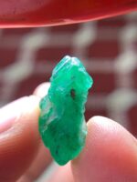 12.21 ct Swat Emerald Crystal – A Majestic Gem from Nature - Image 6