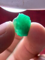 6.07ct Swat Emerald Crystal – A Compact Natural Gem with Striking Color - Image 2