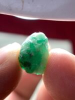 Collector Brief: 9.52ct Swat Emerald Crystal - Image 7