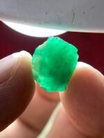 6.07ct Swat Emerald Crystal – A Compact Natural Gem with Striking Color - Image 8