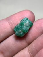 Majestic Swat Emerald: 14.86ct Crystal (17.31 x 10.61 x 10.76 mm) - Image 2