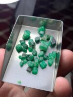 Unveiling a 34.95 ct Rough Emerald Lot from the Swat Valley - Image 6