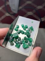Unveiling a 34.95 ct Rough Emerald Lot from the Swat Valley - Image 11