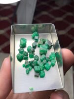 Unveiling a 34.95 ct Rough Emerald Lot from the Swat Valley - Image 10