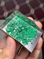 40.25 Carat Rough Emerald from Swat: A Gemstone of Exceptional Promise - Image 10