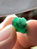 9.15 ct Emerald Crystal from Swat – A Majestic Green Gem - Image 3