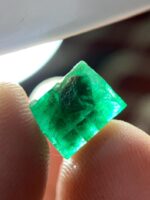 4.10 ct Swat Emerald Crystal – A Glimpse into Pakistan’s Green Legacy - Image 5