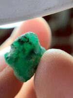9.15 ct Emerald Crystal from Swat – A Majestic Green Gem - Image 10