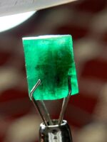 4.10 ct Swat Emerald Crystal – A Glimpse into Pakistan’s Green Legacy - Image 11