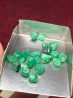 33.20ct Swat Emerald Rough Lot: Vibrant Natural Crystals with Cutting Potential - Image 3