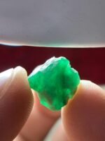 7.41ct Swat Emerald Crystal: A Natural Masterpiece in Pristine Form - Image 7