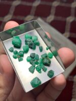 31.90ct Swat Emerald Rough Lot – A True Gem of Nature - Image 10
