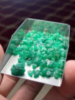 Exploring a 45.30 Carat Emerald Rough Lot from Swat - Image 7