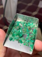 A Rare Discovery: 28.18ct Panjshir Emerald Rough - Image 6