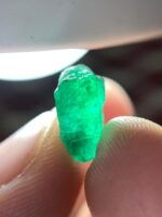 4.34ct Swat Emerald Crystal – A Compact Gem of Vivid Green - Image 8