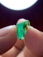 3.50ct Laghman Emerald Crystal: Elongated Elegance with Deep Afghan Green - Image 2
