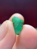 3.50ct Laghman Emerald Crystal: Elongated Elegance with Deep Afghan Green - Image 8