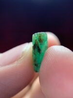 3.50ct Laghman Emerald Crystal: Elongated Elegance with Deep Afghan Green - Image 9