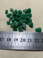 42.55 ct Swat Emerald Rough Lot – Compact Crystals with Strong Presence - Image 10