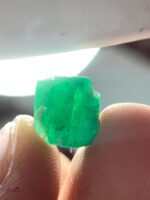 6.64 ct Swat Emerald Crystal – Nature’s Green Masterpiece from Pakistan - Image 11