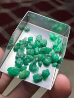 42.55 ct Swat Emerald Rough Lot – Compact Crystals with Strong Presence - Image 11