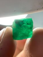 6.64 ct Swat Emerald Crystal – Nature’s Green Masterpiece from Pakistan - Image 5