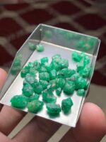 42.55 ct Swat Emerald Rough Lot – Compact Crystals with Strong Presence - Image 5