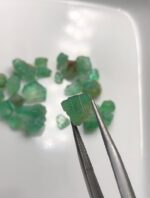 21.30 ct Rough Emerald from Panjshir, Afghanistan - Image 3