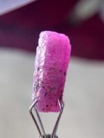 Raw Power: 9.435ct African Ruby Crystal with Striking Natural Form - Image 6