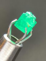 Swat Emerald Crystal Lot: 4.83ct Raw Gemstone Find - Image 6