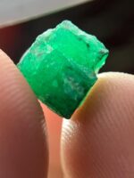 A 3.93ct Swat Emerald Crystal: Pure Green Magic from Pakistan - Image 7