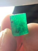 A Fine 7.65 ct Emerald Crystal from Swat: Compact, Vibrant & Collectible - Image 11