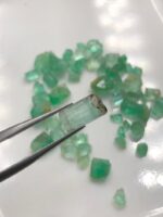 18.70 ct Rough Emerald from Panjshir, Afghanistan - Image 4