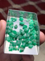 43.50 ct Emerald Rough Lot Swat – Dense Crystals in Natural Form - Image 4