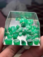 39.95 ct Swat Emerald Rough Lot — Rare Collector’s Opportunity - Image 3