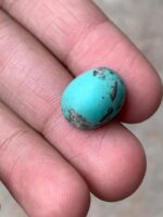 Striking Afghan Turquoise Cabochon: 14.55 Carats of Natural Elegance - Image 4