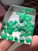39.95 ct Swat Emerald Rough Lot — Rare Collector’s Opportunity - Image 6