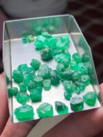 39.95 ct Swat Emerald Rough Lot — Rare Collector’s Opportunity - Image 13