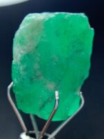 10.34ct Swat Emerald Crystal: A Bold and Brilliant Natural Treasure - Image 4